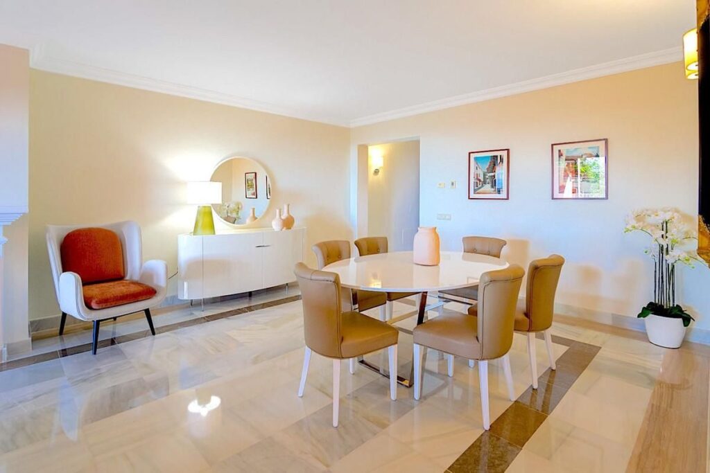 Apartment in Monte Halcones