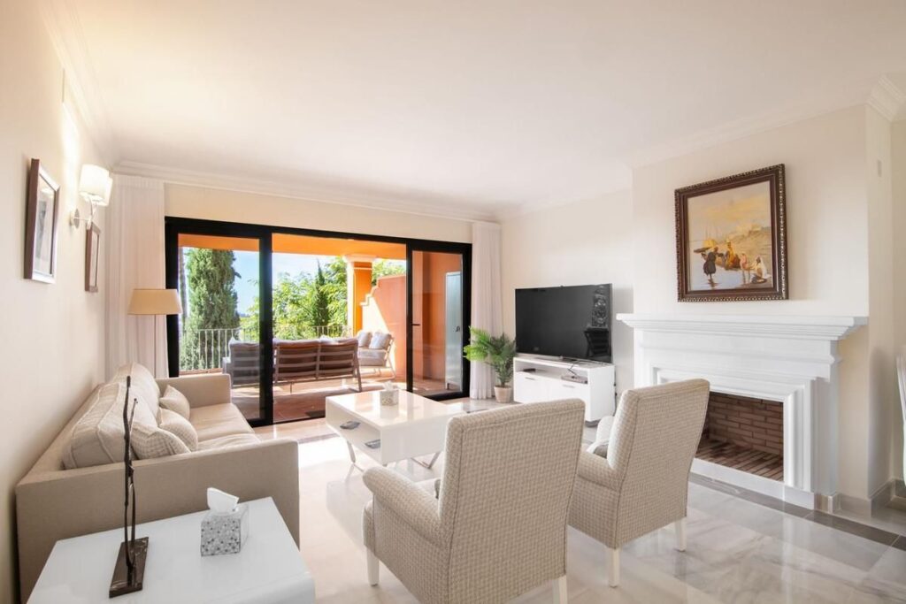 Apartment in Monte Halcones