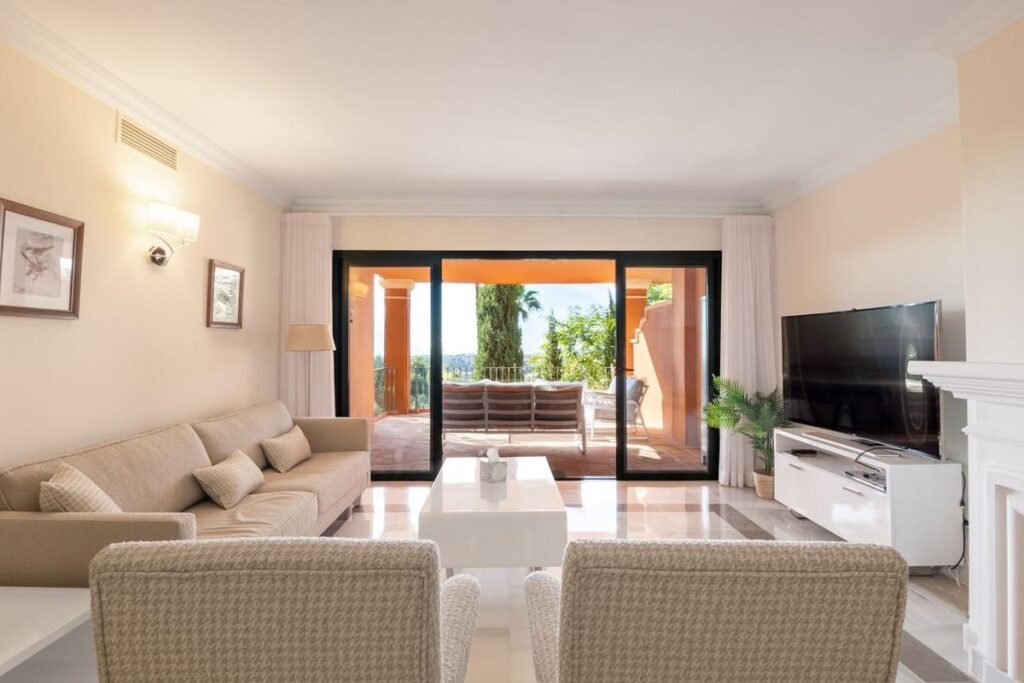 Apartment in Monte Halcones