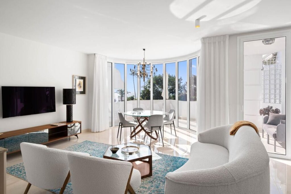 Apartment in New Golden Mile