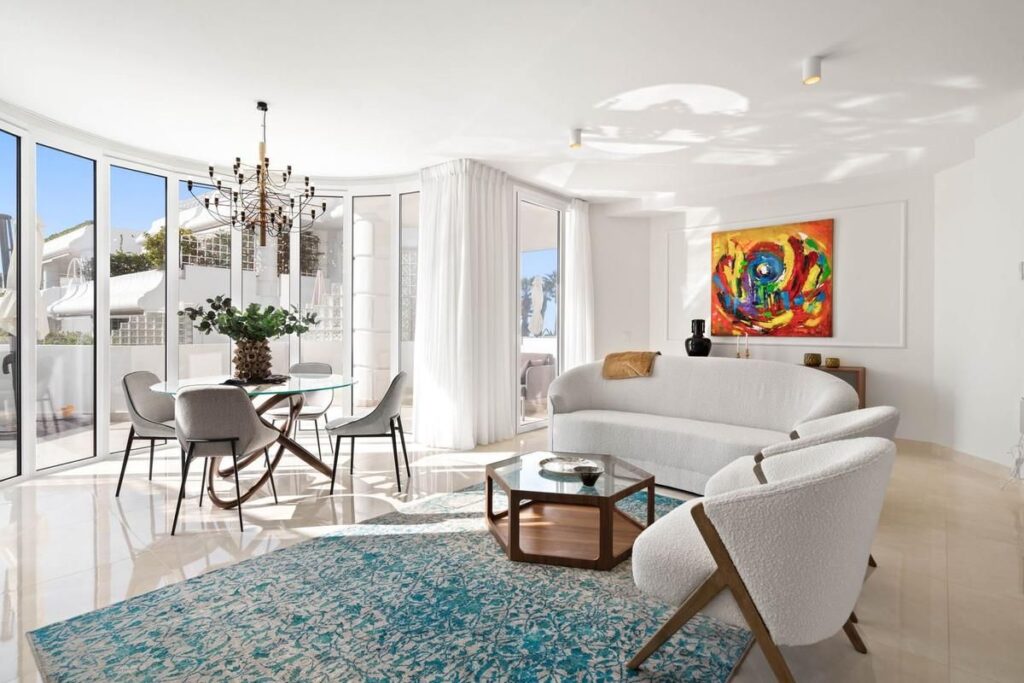 Apartment in New Golden Mile