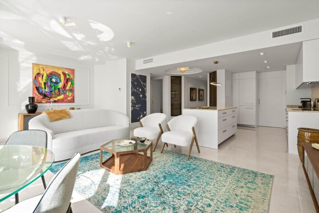 Apartment in New Golden Mile
