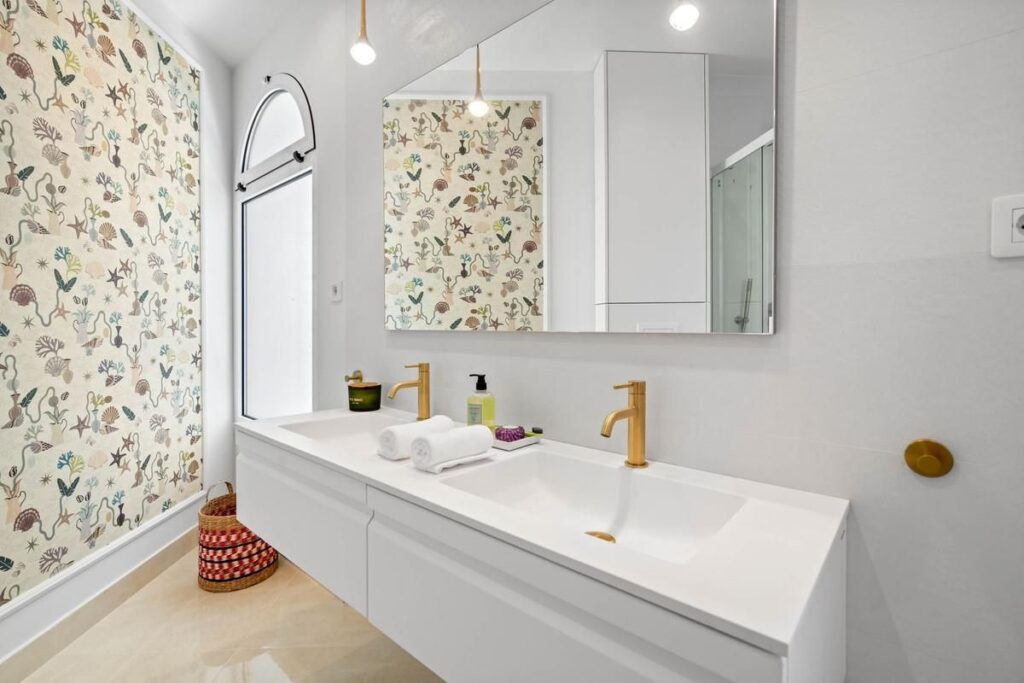 Apartment in New Golden Mile