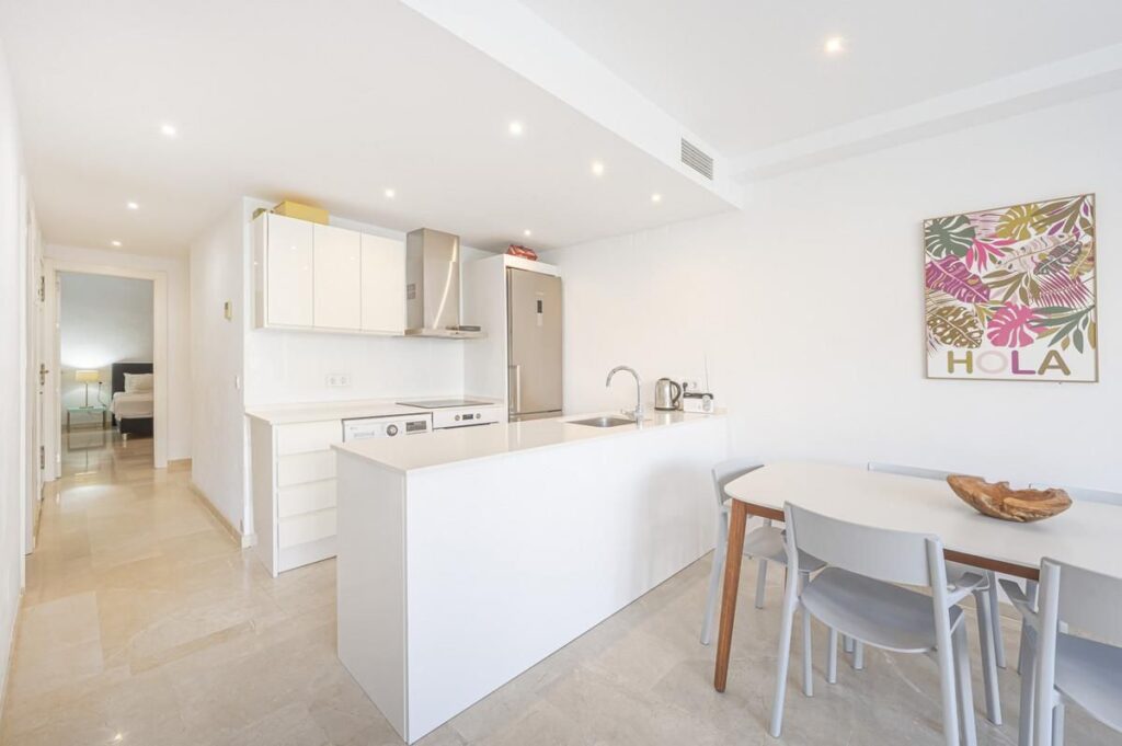 Apartment in Golden Mile