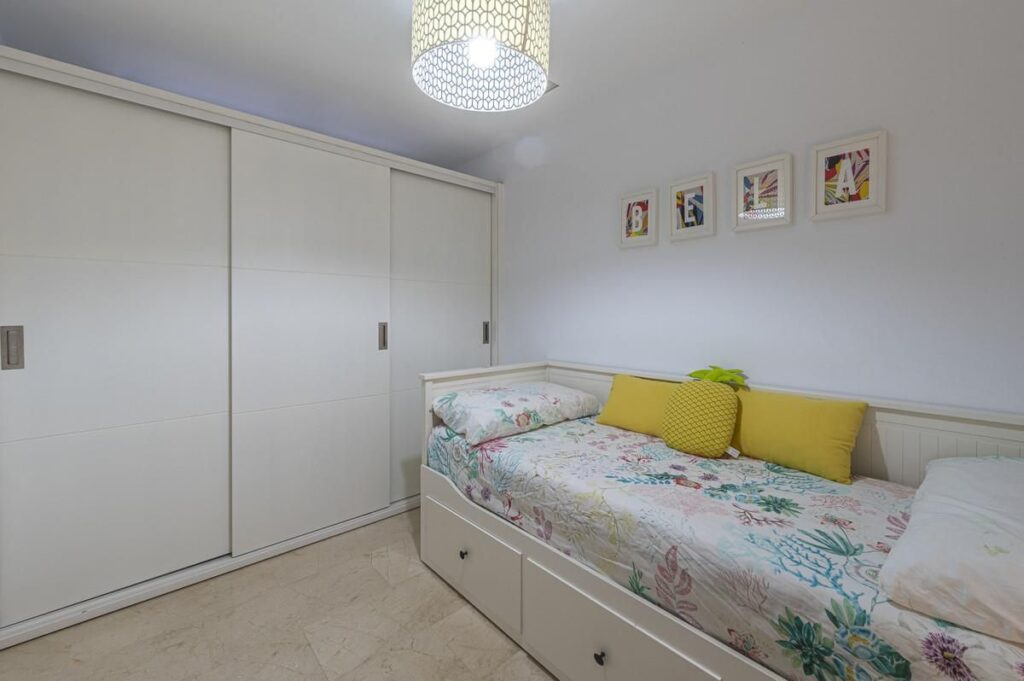 Apartment in Golden Mile