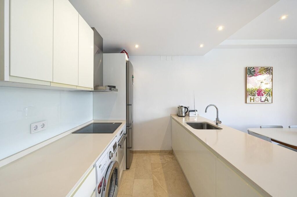 Apartment in Golden Mile