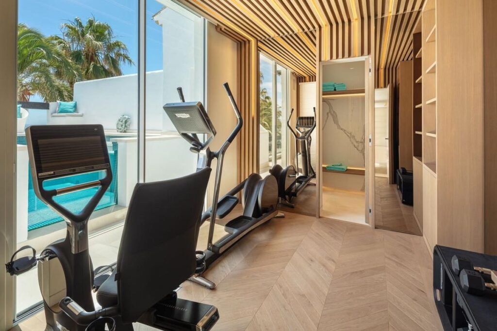 Penthouse in Golden Mile