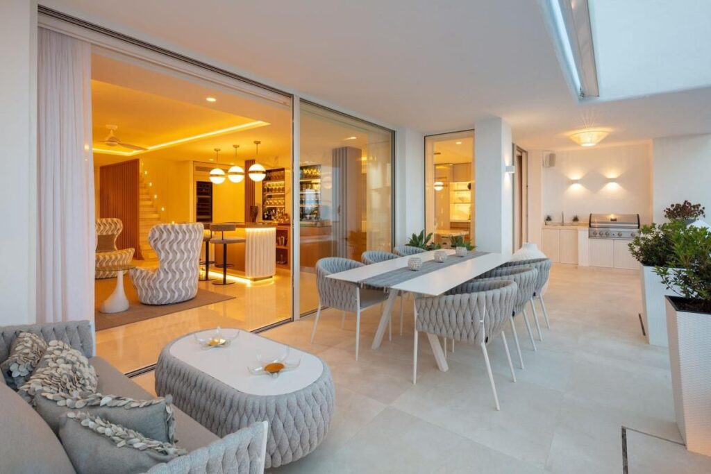 Penthouse in Golden Mile