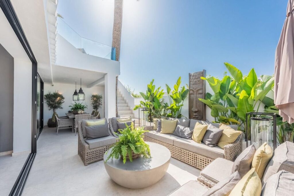 Villa in Golden Mile