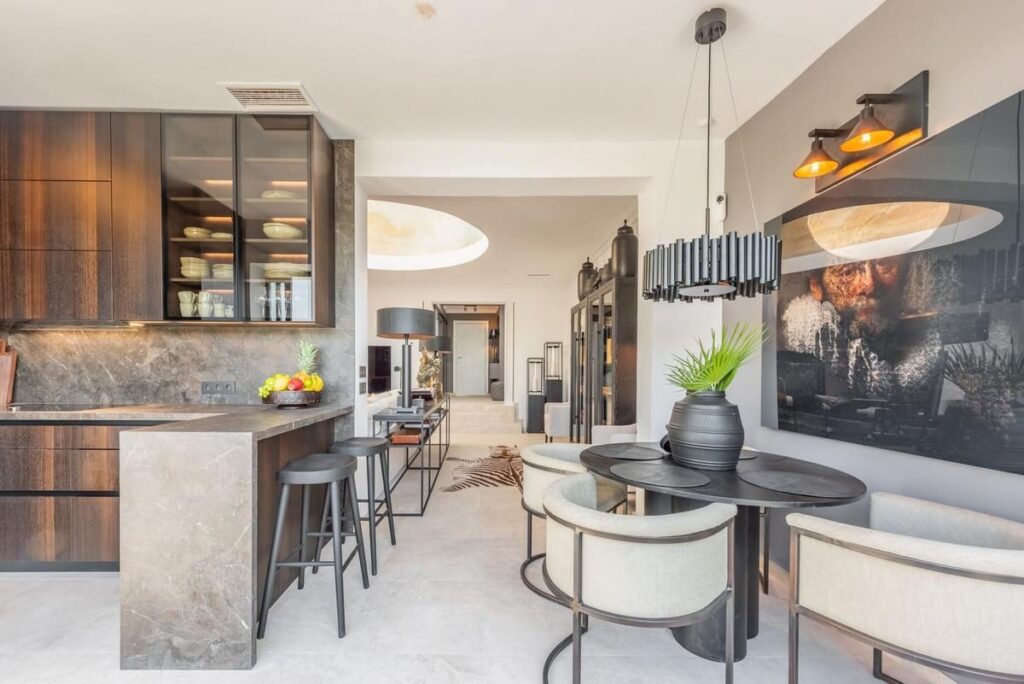 Villa in Golden Mile