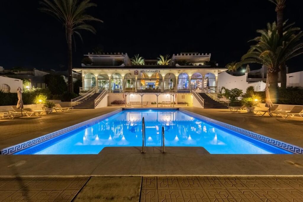 Villa in Golden Mile